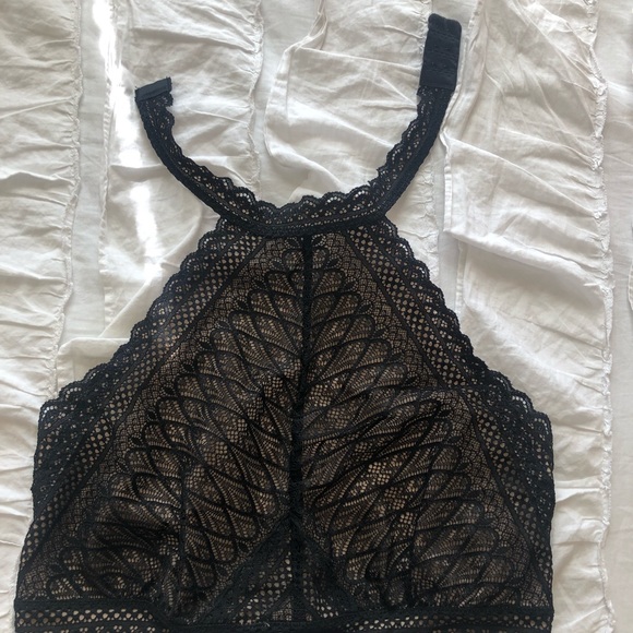 Saki Black Lace Halter Bralette Sz. M - Picture 2 of 6